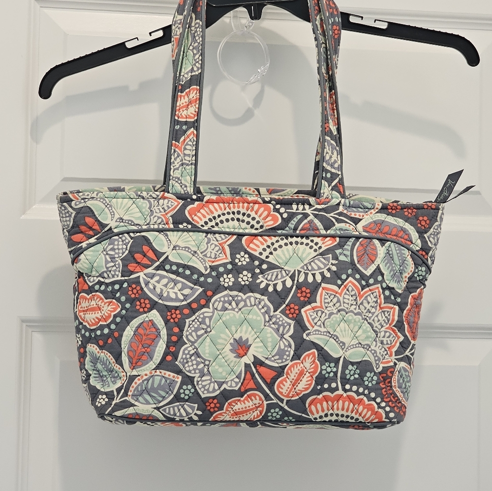 Vera Bradley Tote Bag, EUC, Large - Picture 11 of 11